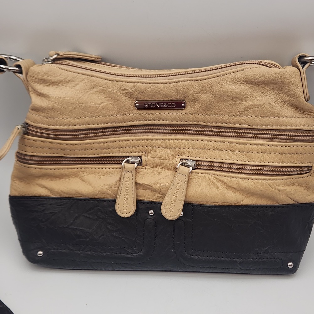 Stone & Co Leather Crossbody‎ Bag Black Tan Zip Pockets Adjustable Strap